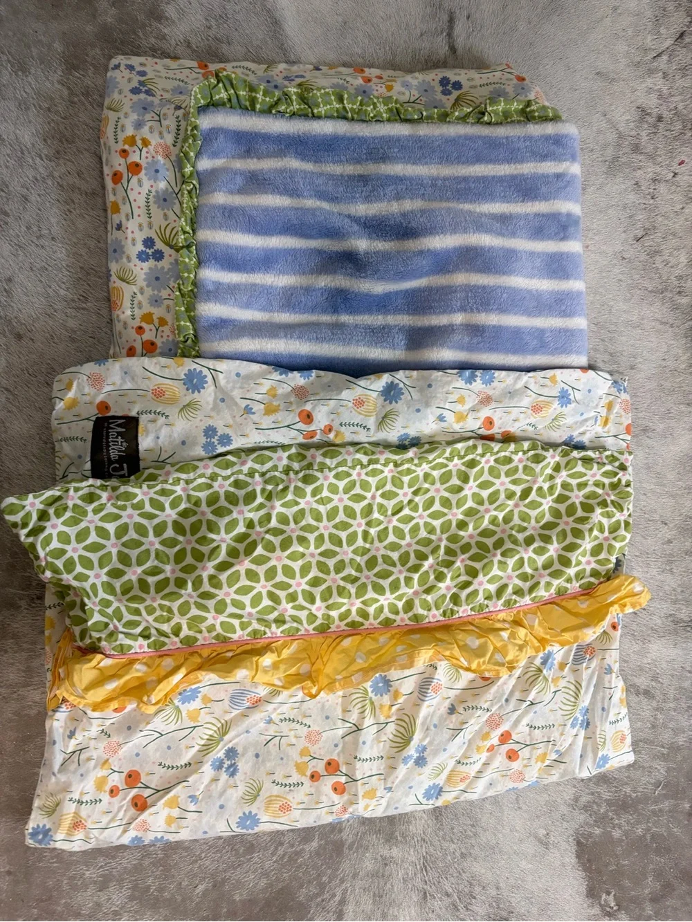 Matilda Jane Floral Patchwork Quilt in White, Pink, Green, Yellow